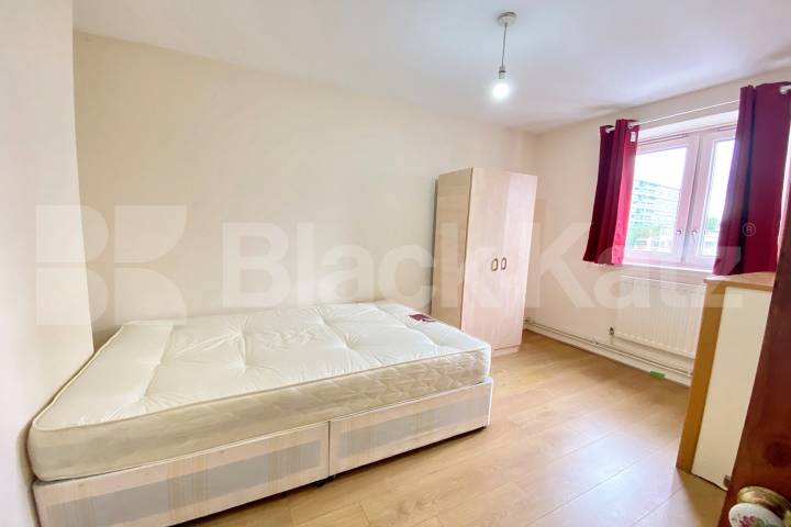 Superbly located duplex apartment in SE1  Burbage Close , Borough/London Bridge